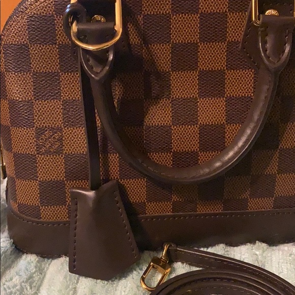 Louis Vuitton Alma bb - Picture 3 of 10